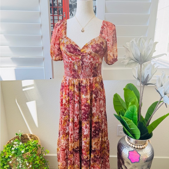 LC Lauren Conrad. Size S. Red and Pink Floral Maxi Dress - Picture 3 of 10